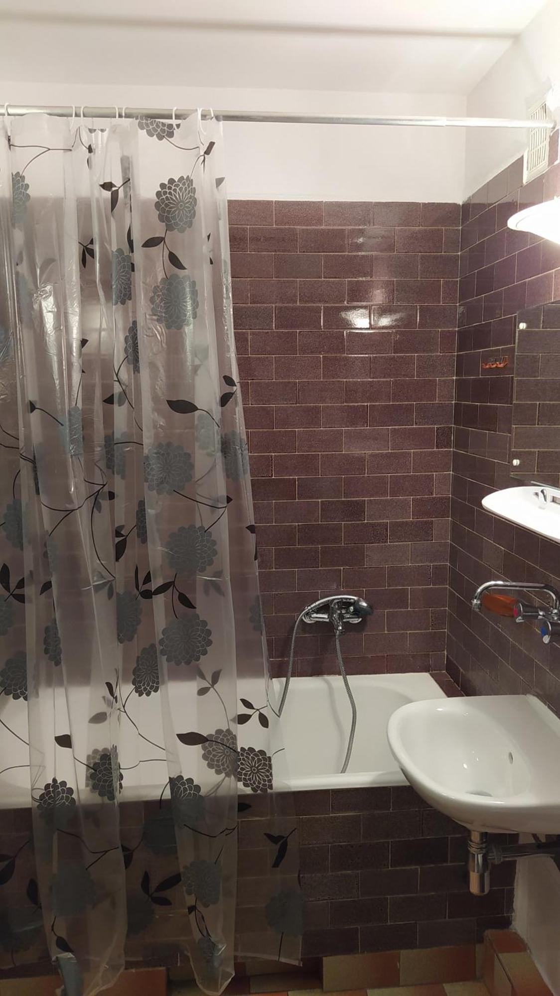 Uroczy Apartament Z Bezplatnych Parkingiem ワルシャワ エクステリア 写真
